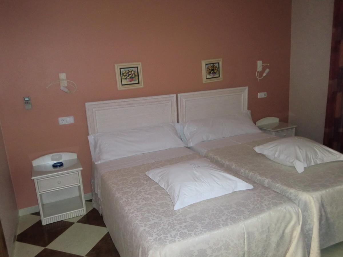 Hotel Gasaqui Ayelo de Malferit Cameră foto